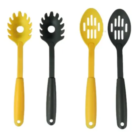 Przybory kuchenne - trzepaczka, łyżka cedzakowa, do makaronu, ugniatacz-1635894