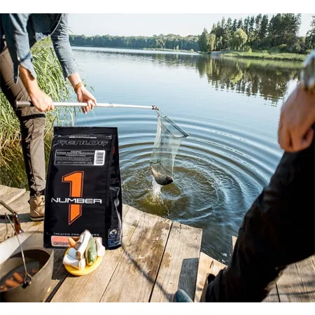 Genlog Components Super Master - dodatek zanętowy truskawka 0,5kg-1905662