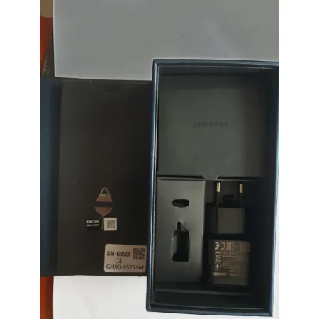 Smartfon Samsung Galaxy S8 4 GB / 64 GB 4G (LTE) czarny